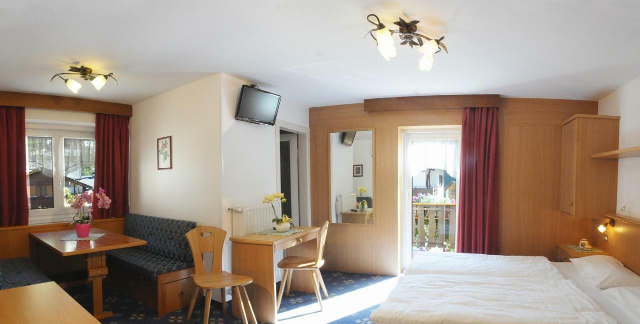 Garni Emma Bed & Breakfast Arabba Exterior photo